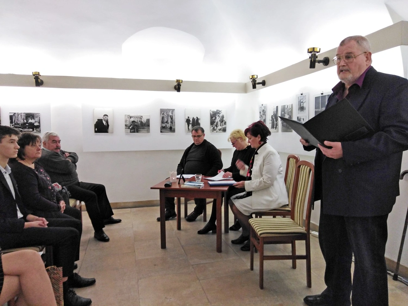 Répássy Tamás kötetbemutató az Irodalmi Fonóban 