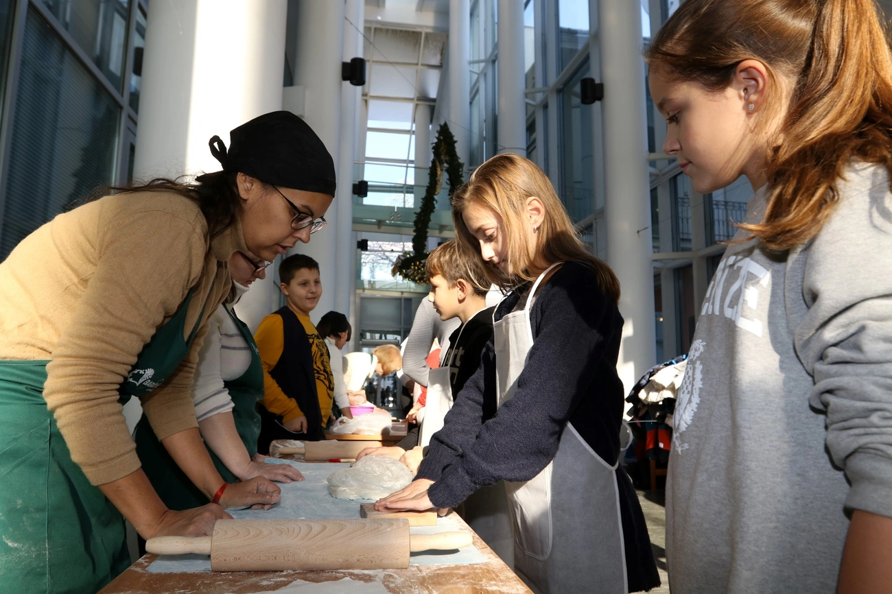 A Szimbiózis Alapítvány adventi kézműves programja 