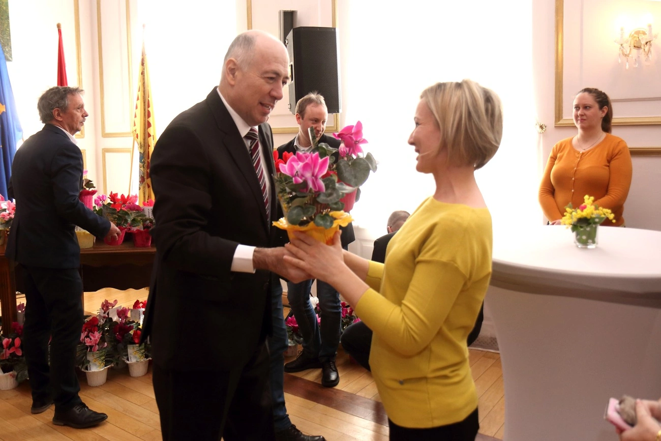 Nőnapi köszöntés a városházán 