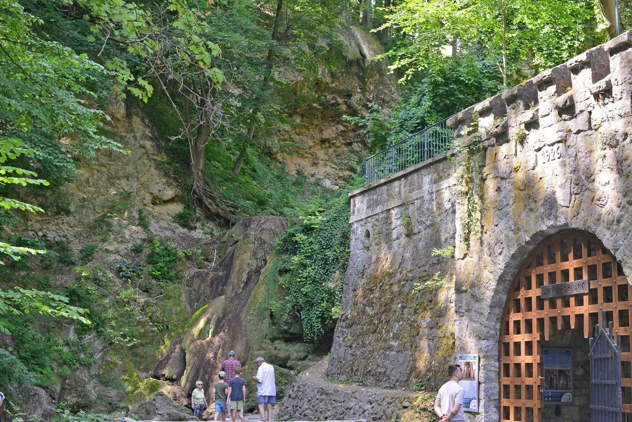 Nem esik a vízesés