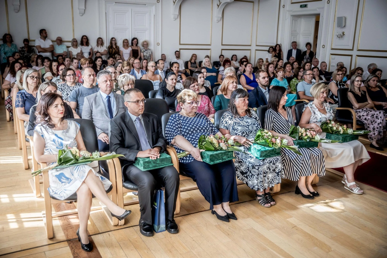 Köztisztviselők napja 2025