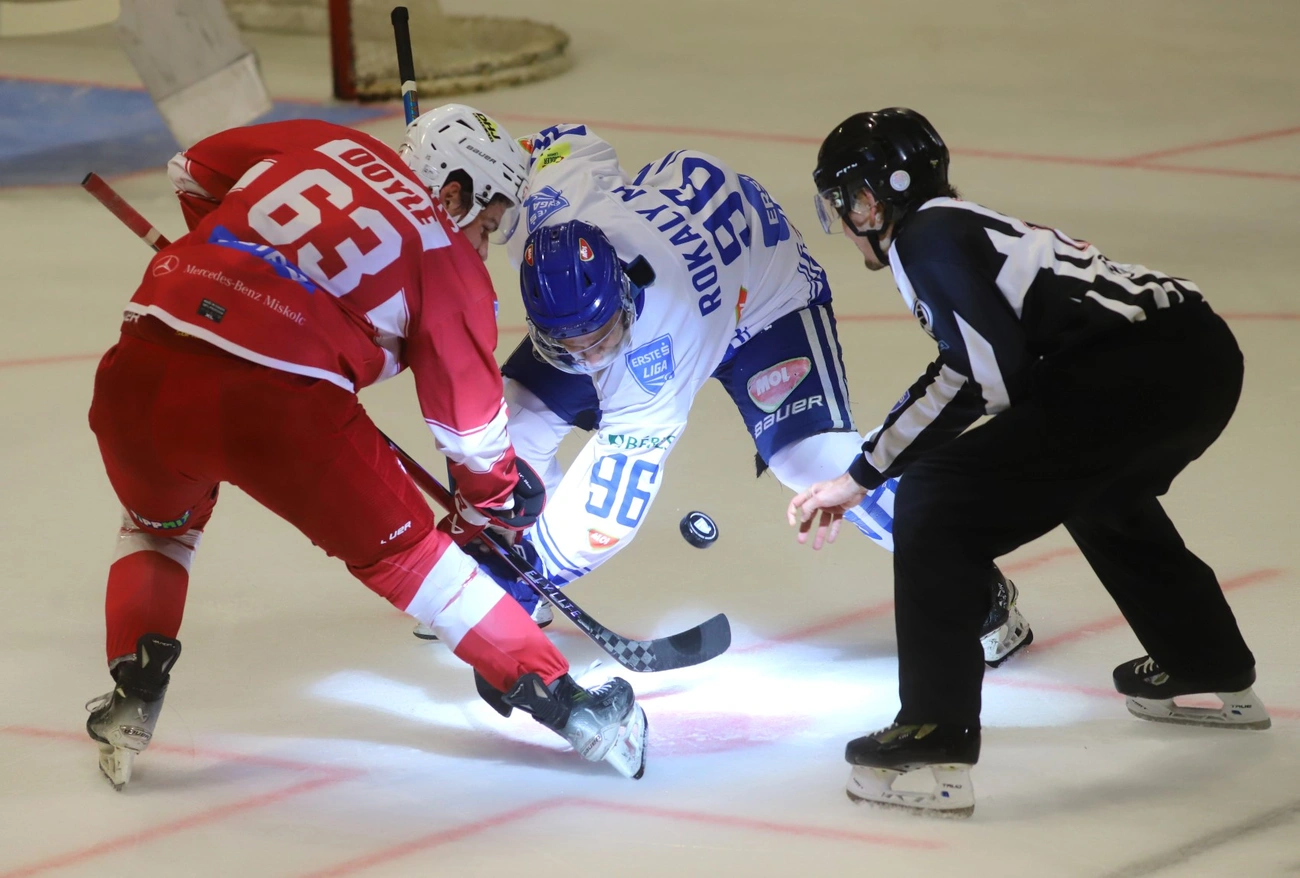 DVTK Jegesmedvék – SC Csíkszereda