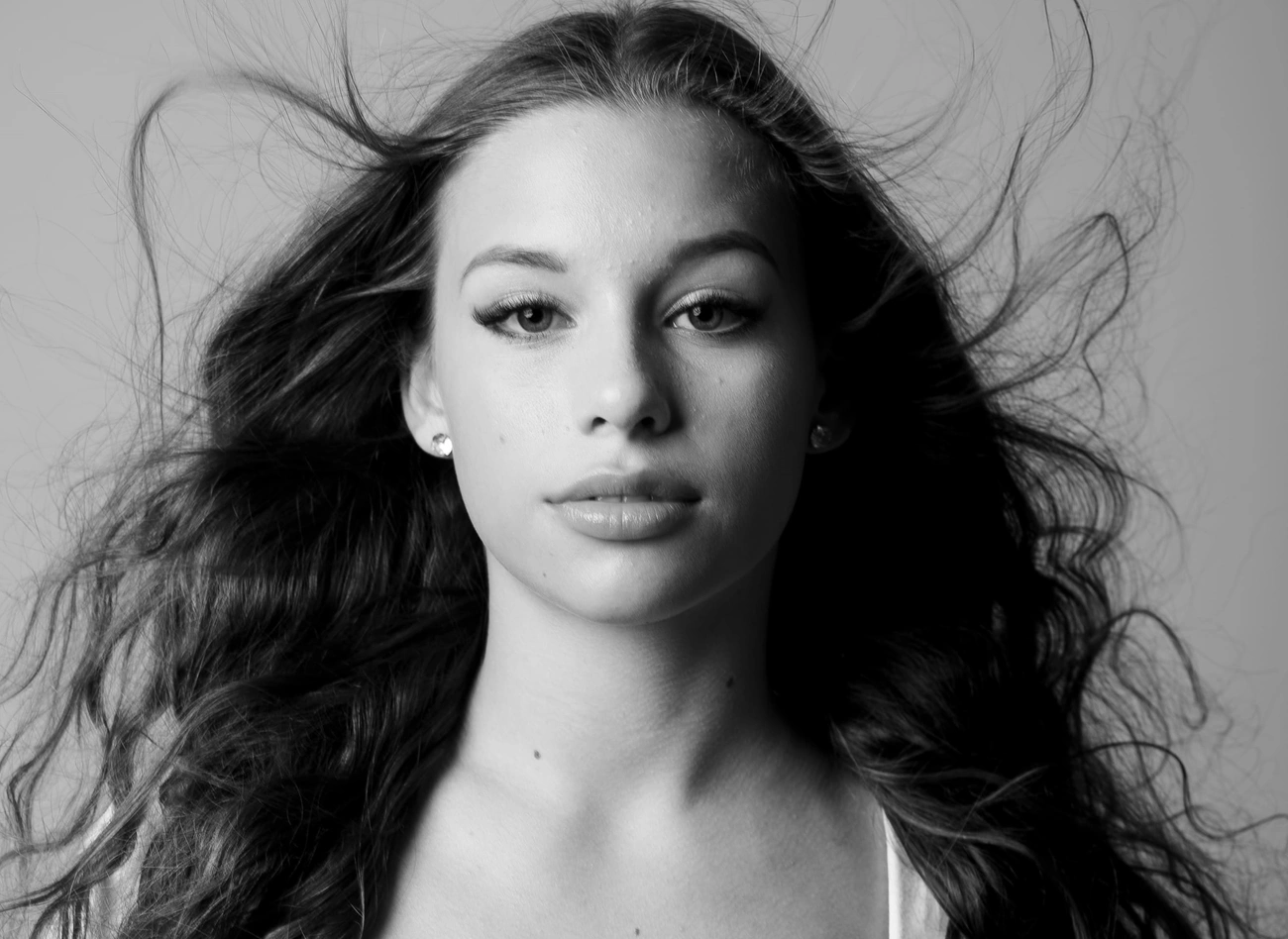 Fotók: Jenei Boldizsár, a Flow Models Hungary hivatalos partnere