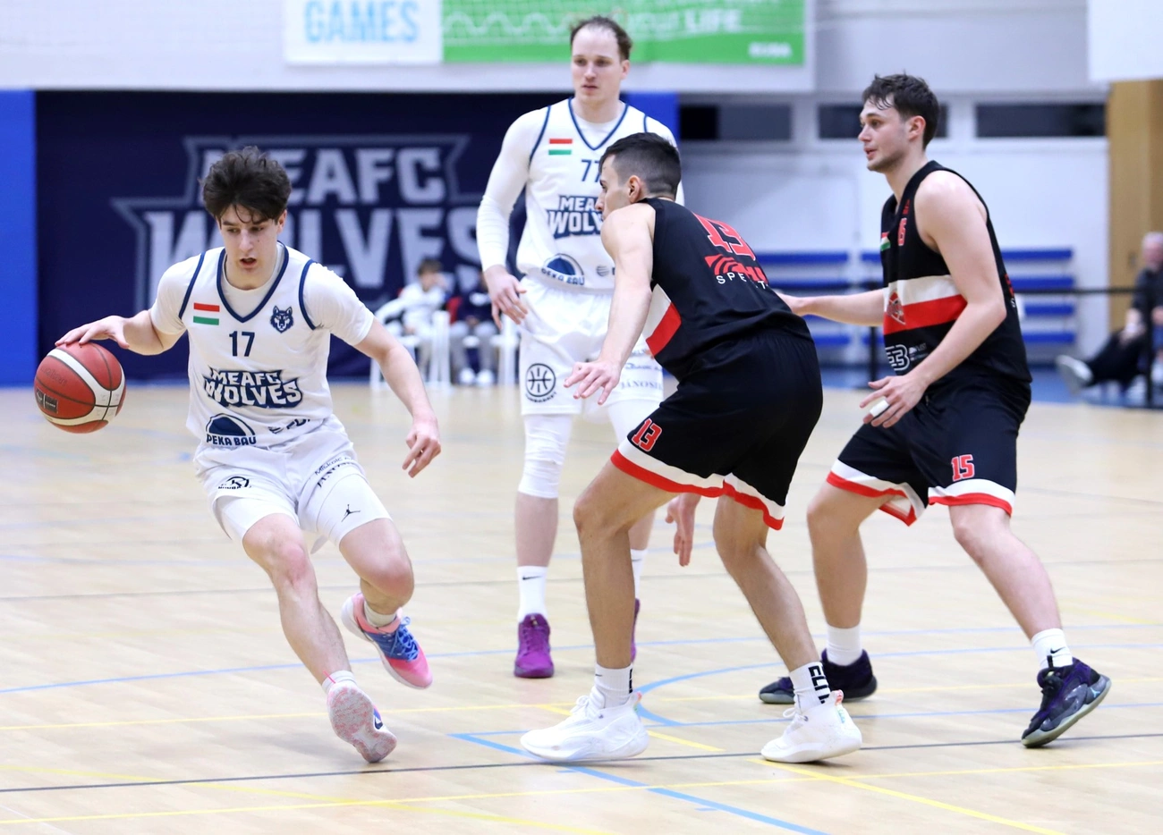 Peka Bau-MEAFC Wolves - EBH-Salgótarján