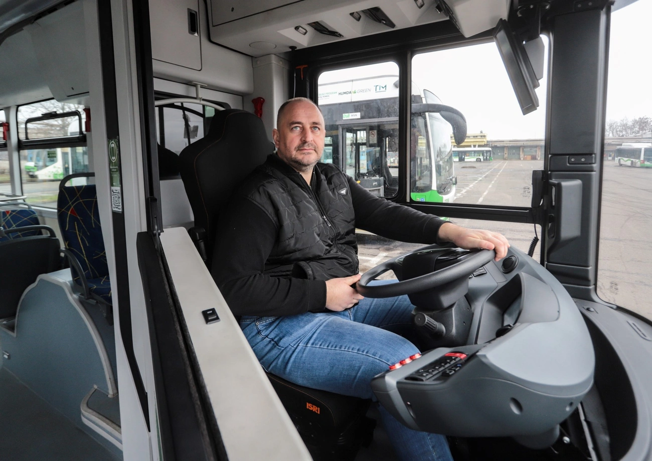 BYD elektromos busz tesztelése az MVK-nál