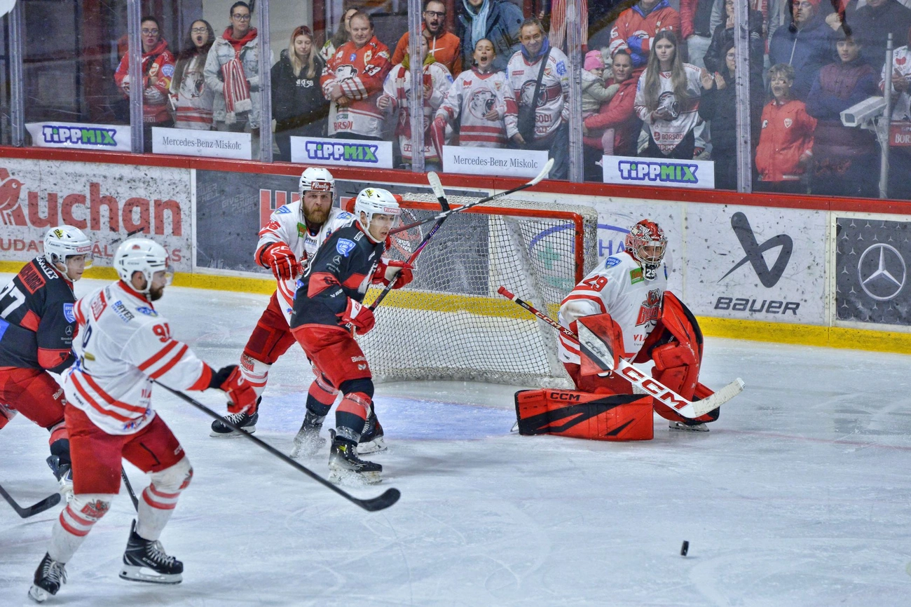 DVTK Jegesmedvék - Gyergyói HK 0-4