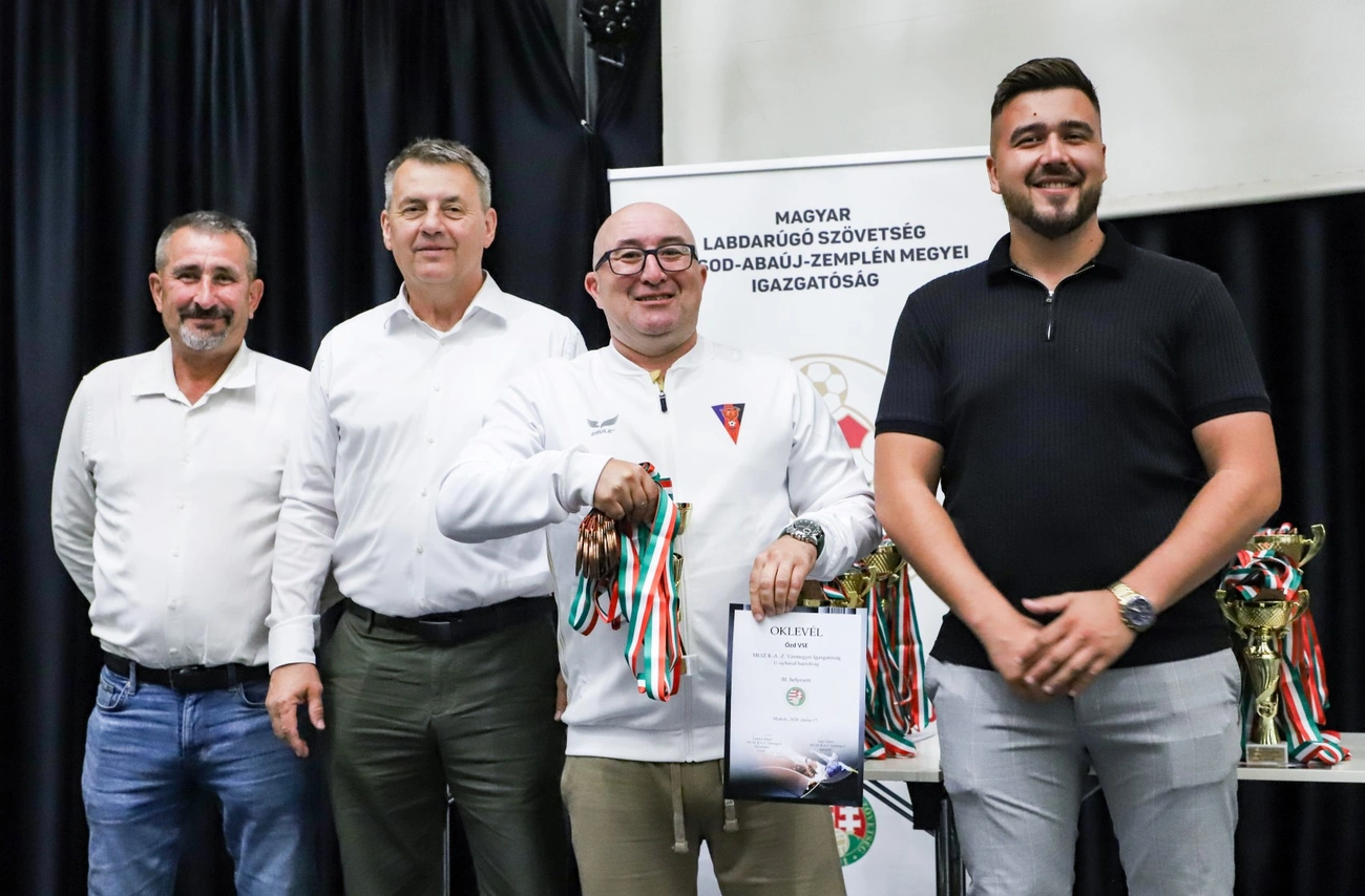MLSZ vármegyei éremátadó ünnepség