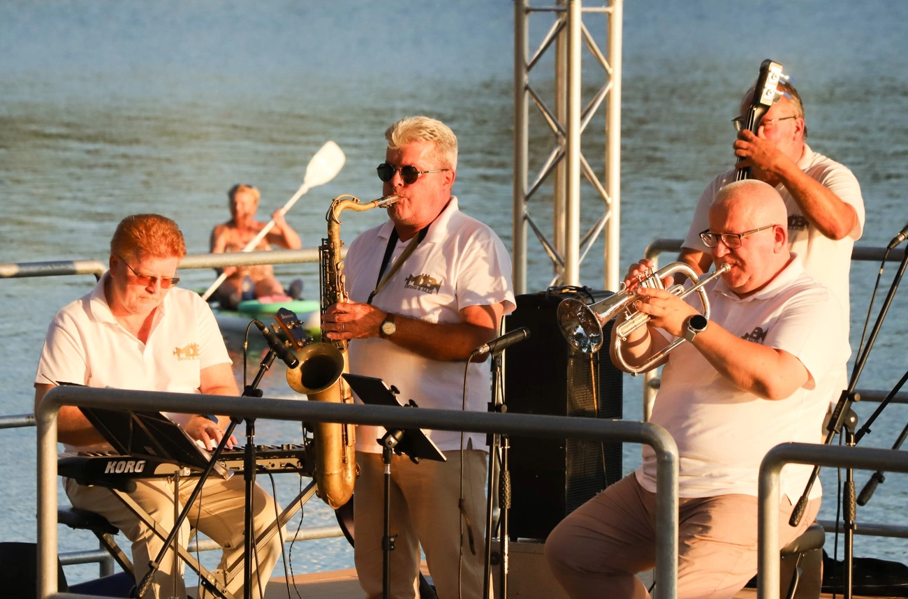 Miskolci Dixieland Band a Mályi Plázson