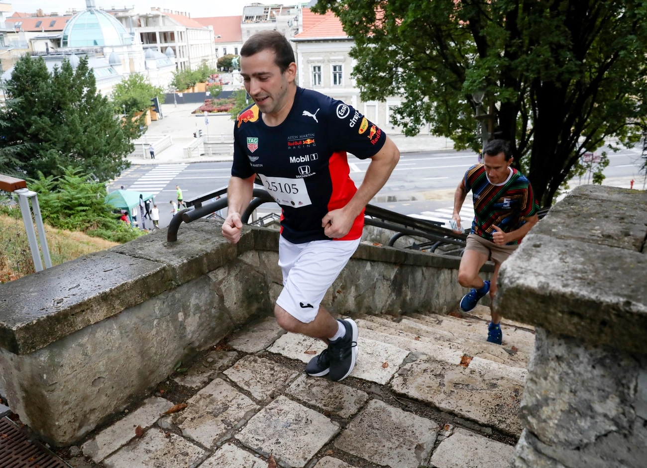 II. Kilátó 375 - Avasi lépcsőfutó verseny