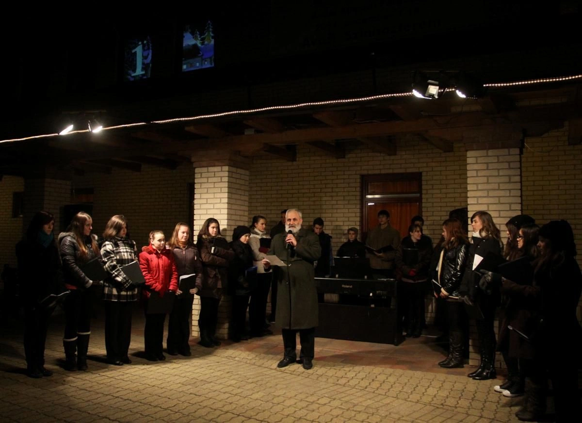 Advent az Avason
