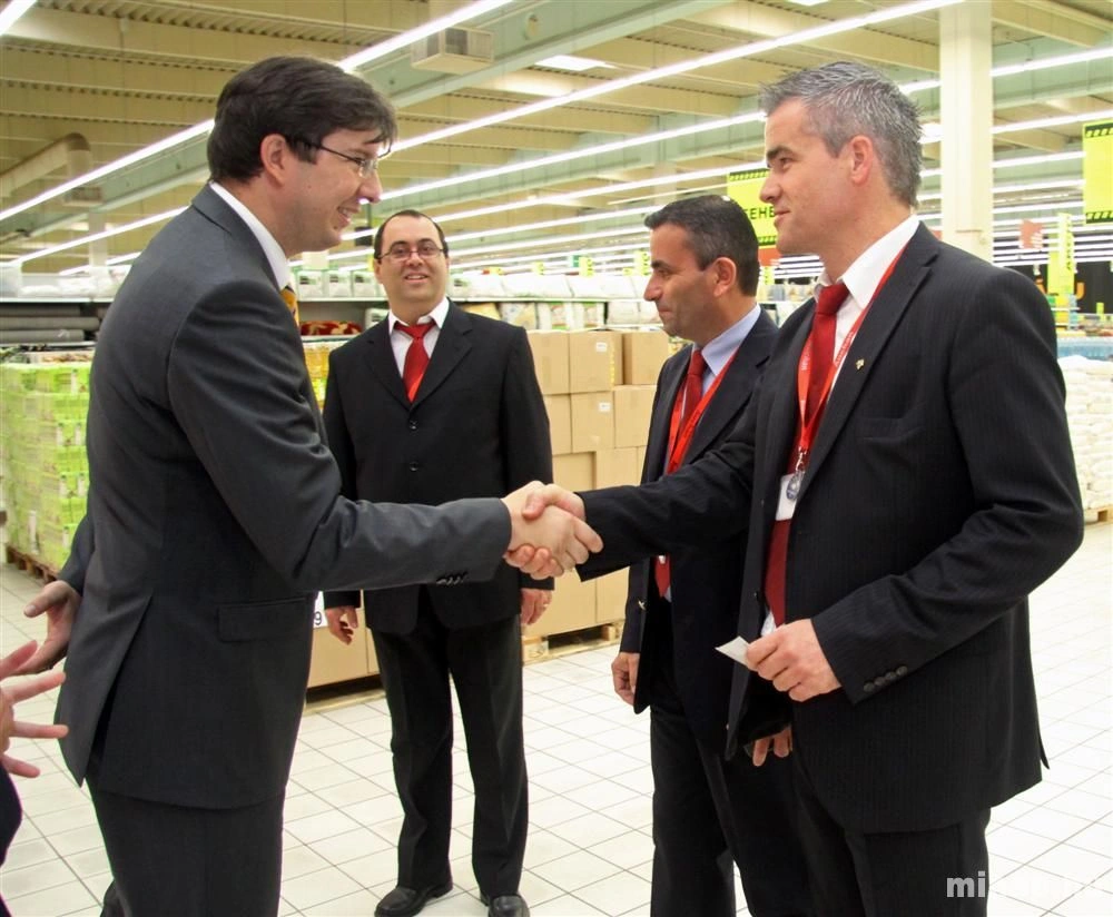 Auchan lett a miskolci Corából is