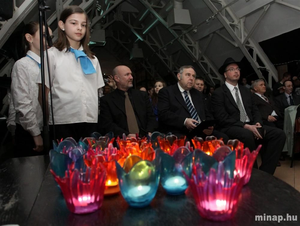 Auschwitz kiállítás a Miskolci Galériában