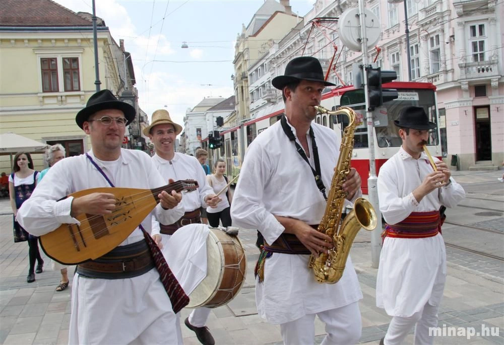 Kedvcsináló a Borsodi Fonóra