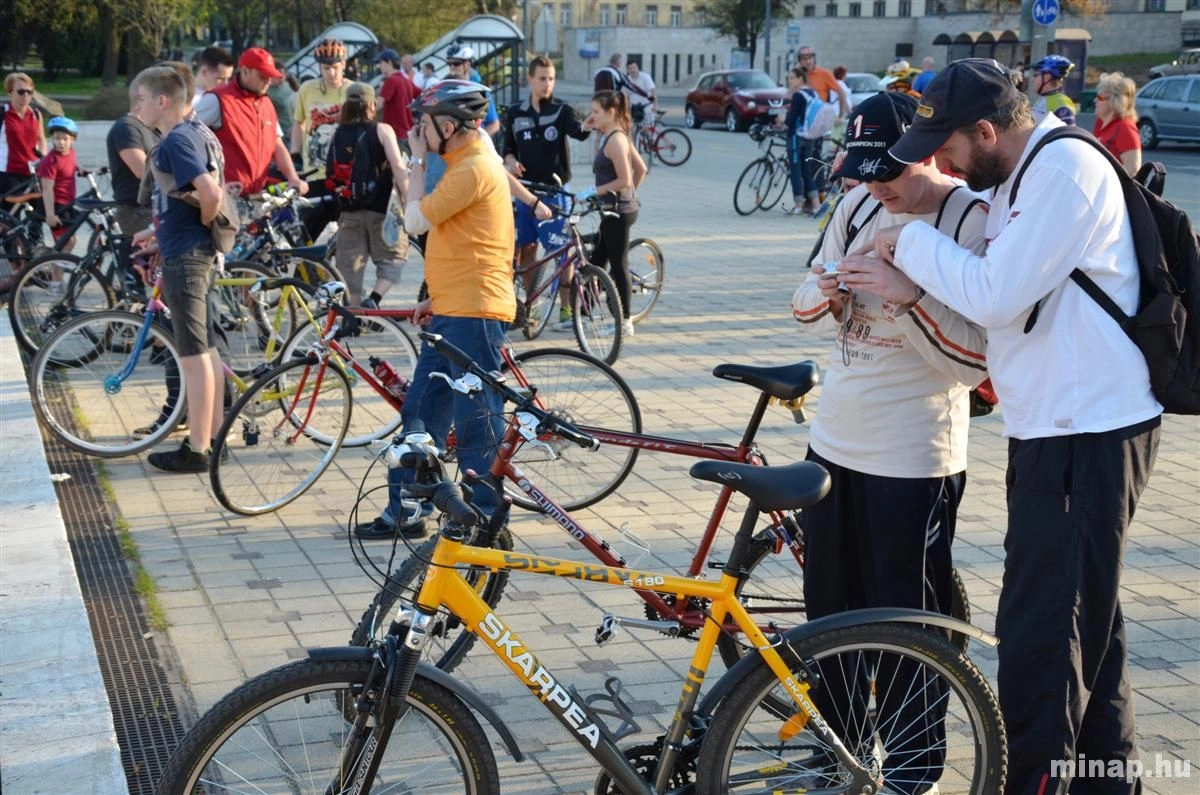Critical Mass menet