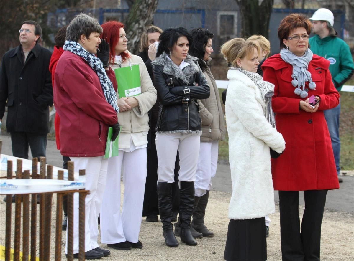 Lerakták a Csillagpont Kórház alapkövét