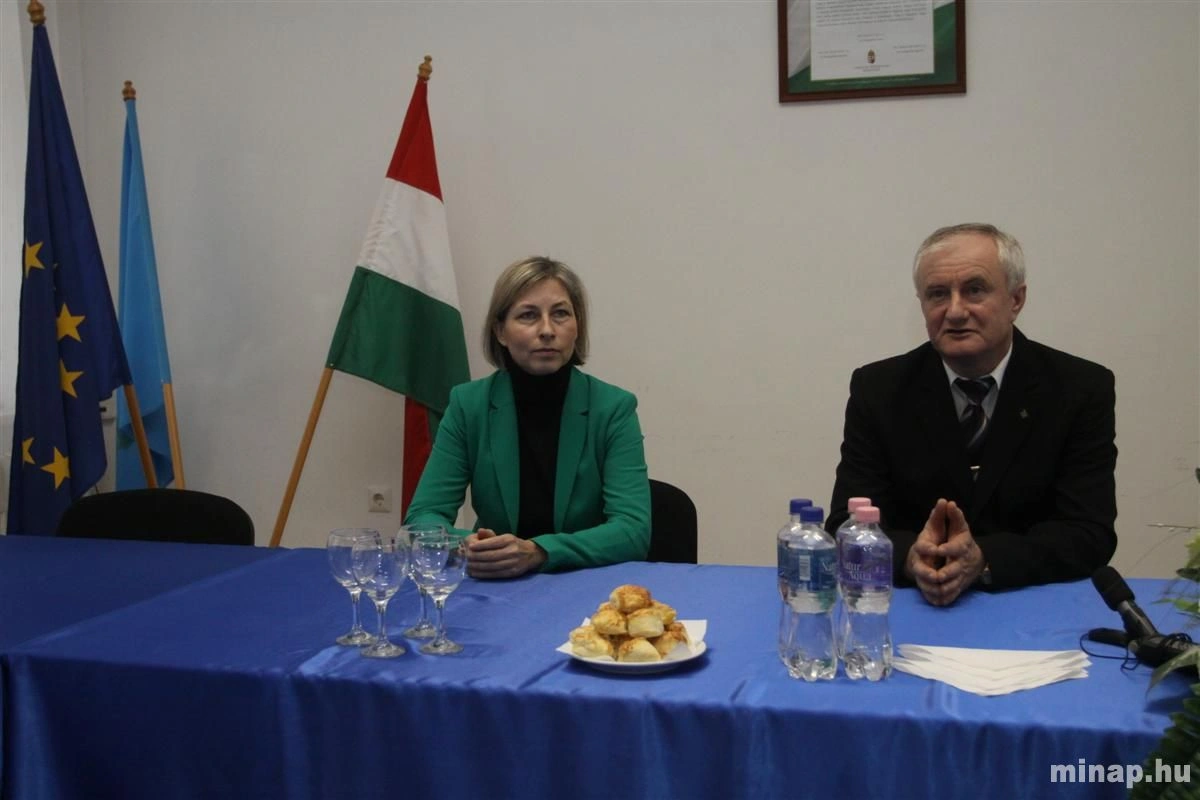 Csöbör Katalin látogatást tett a Fazekas utcai bv-intézetben