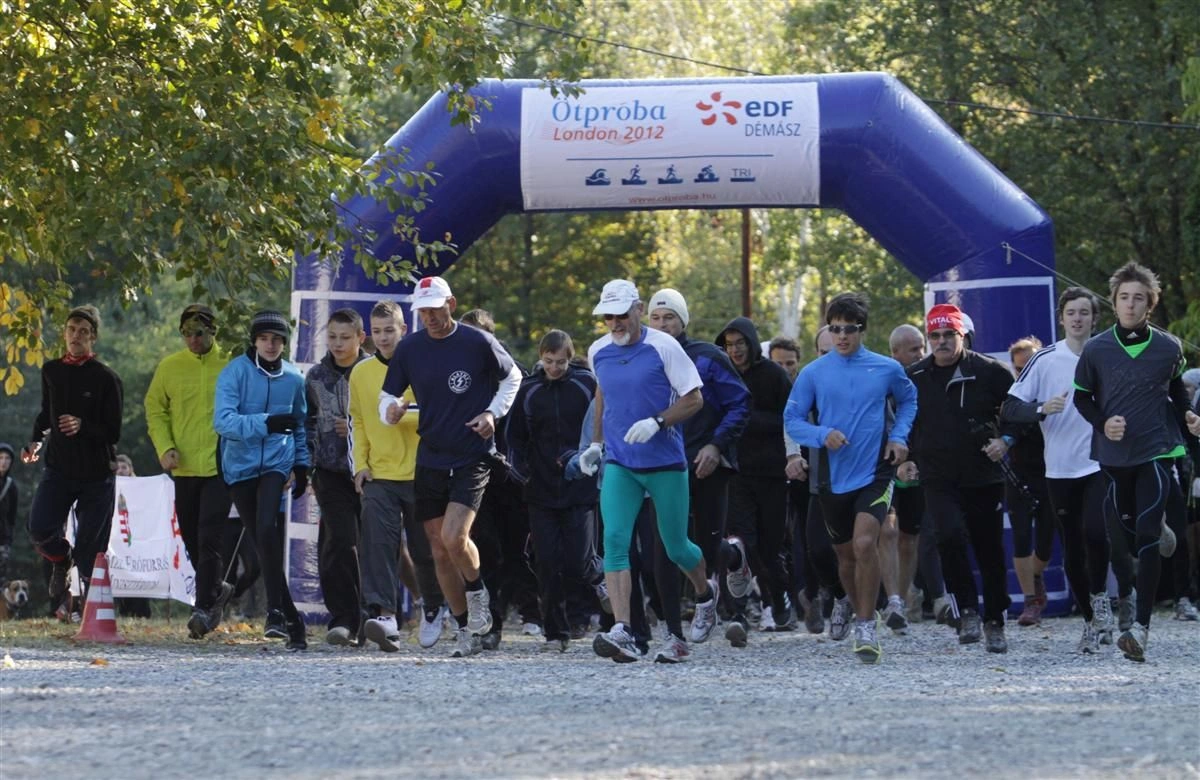 EDF DÉMÁSZ Ötpróba London 2012 rajtja a Csanyikban