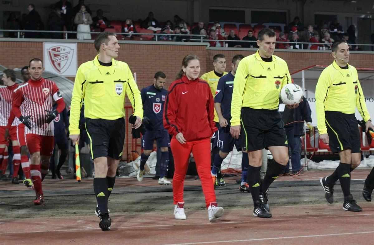 DVTK - Videoton  : 0 - 2