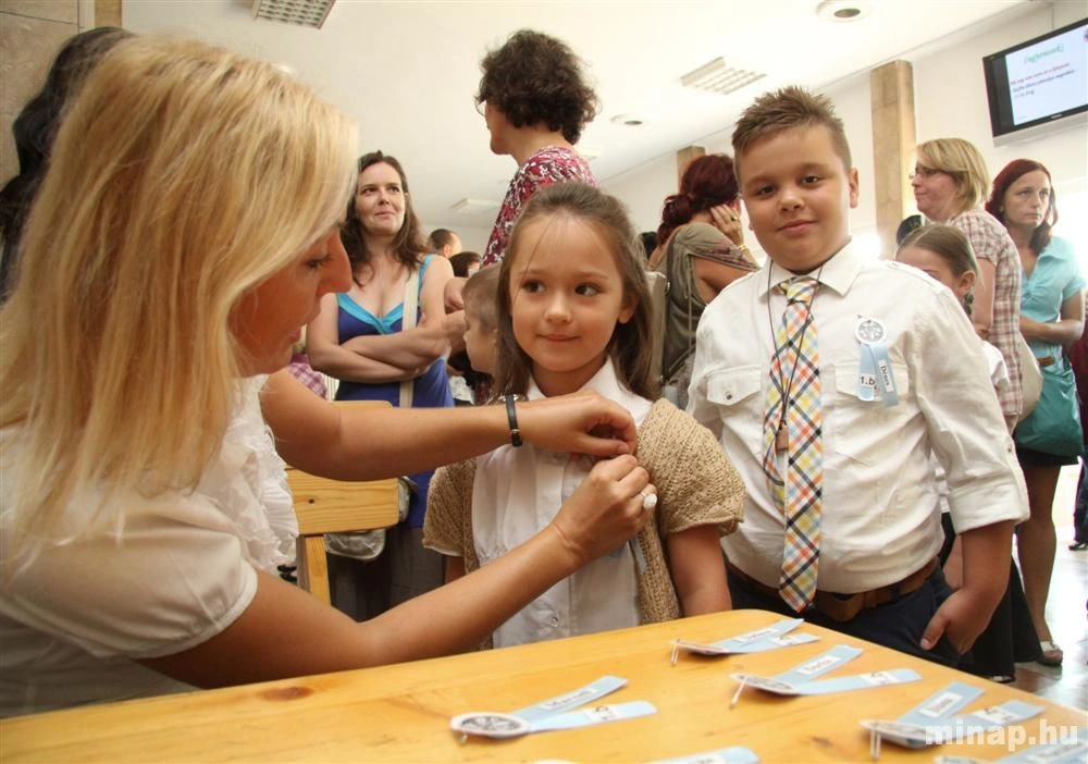 Tanévnyitó a Fazekas Utcai Általános Iskolában