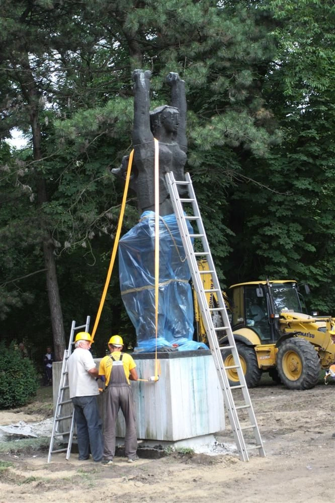 Új helyen a Géniusz