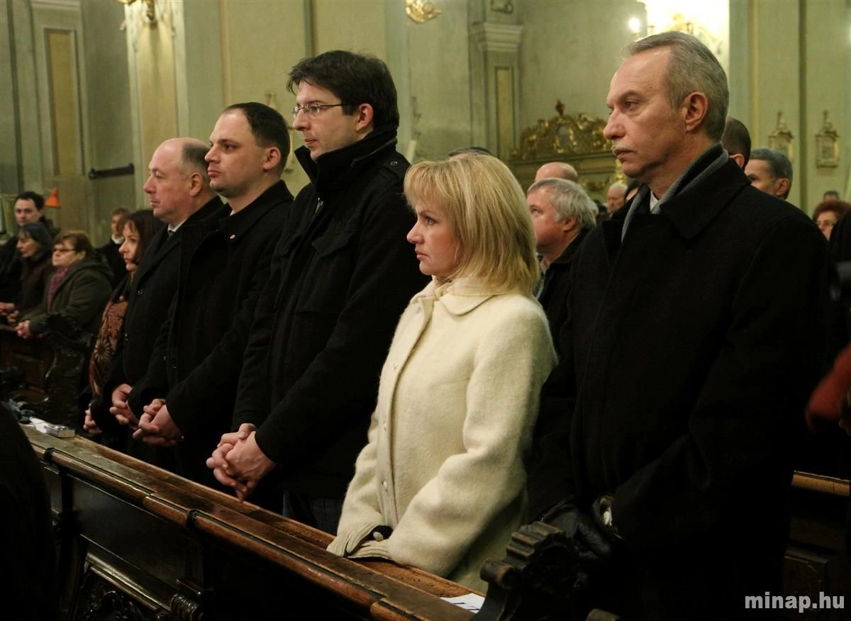 Megáldották a Minorita templom felújított homlokzatát