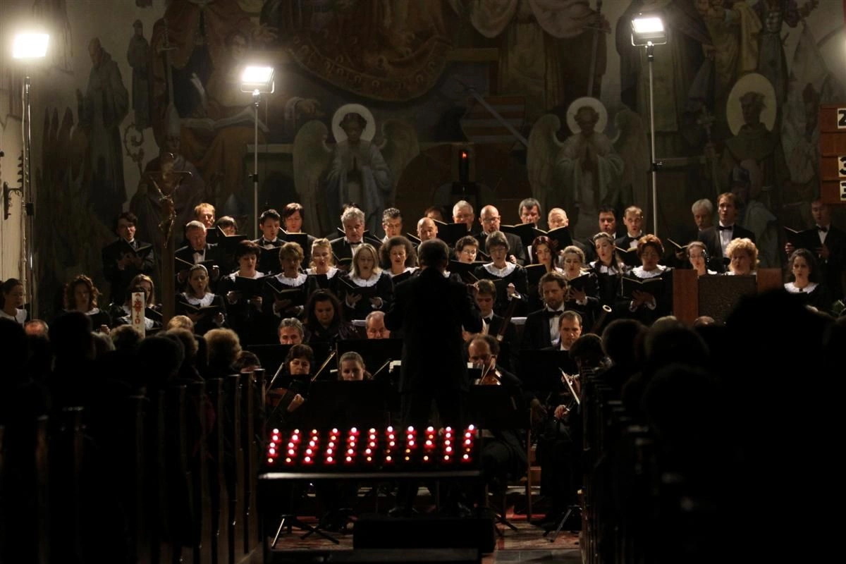 Halottak napi koncert a Selyemréten - Miskolci Szimfonikus Zenekar