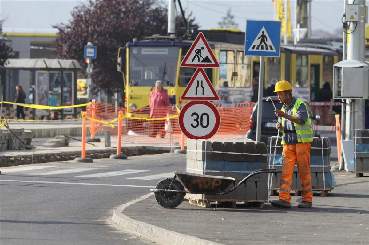 Újgyőri főtér - átalakítás