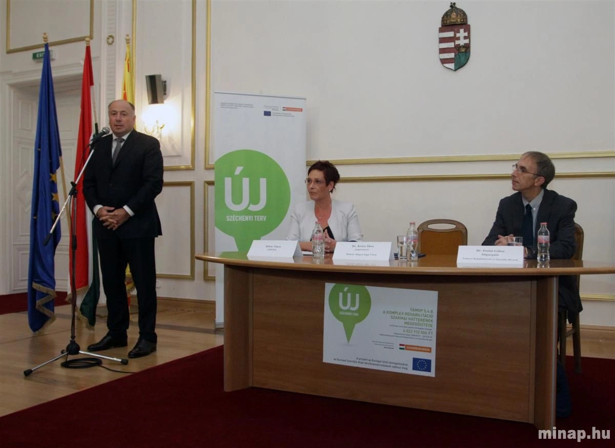 Fórum és sajtótájékoztató a szociális és rehabilitációs rendszer megújításáról