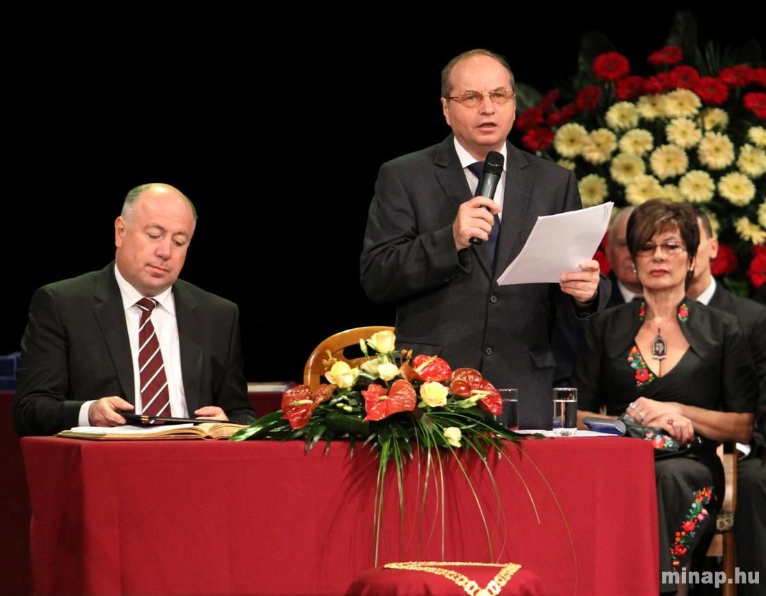 Ünnepi közgyűlés