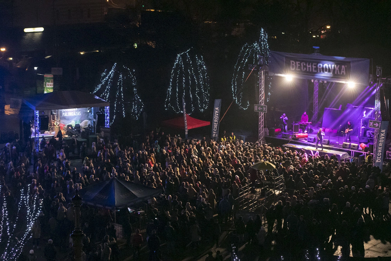 Becherovka Miskolci Farsang 2018 – péntek 1.