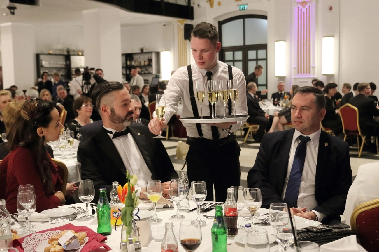 Bokik - Első Miskolci Lions Klub jótékonysági bál II.