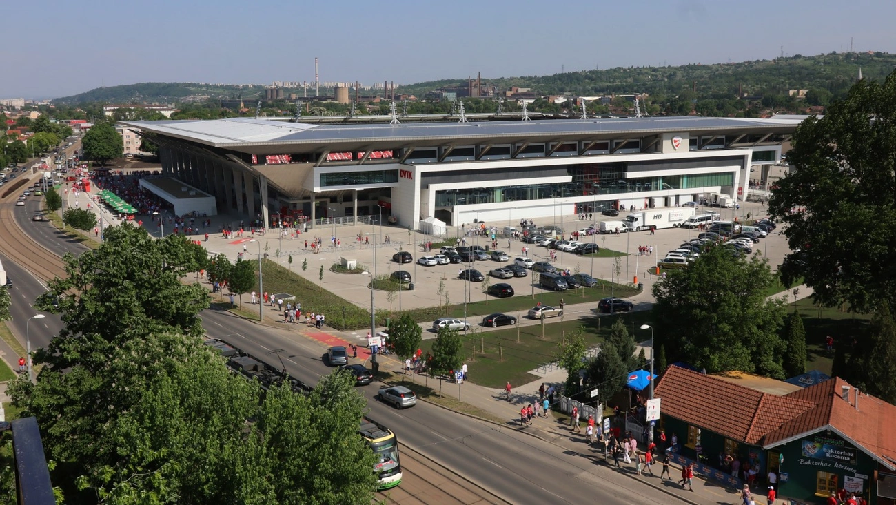 DVTK Stadion avató III.