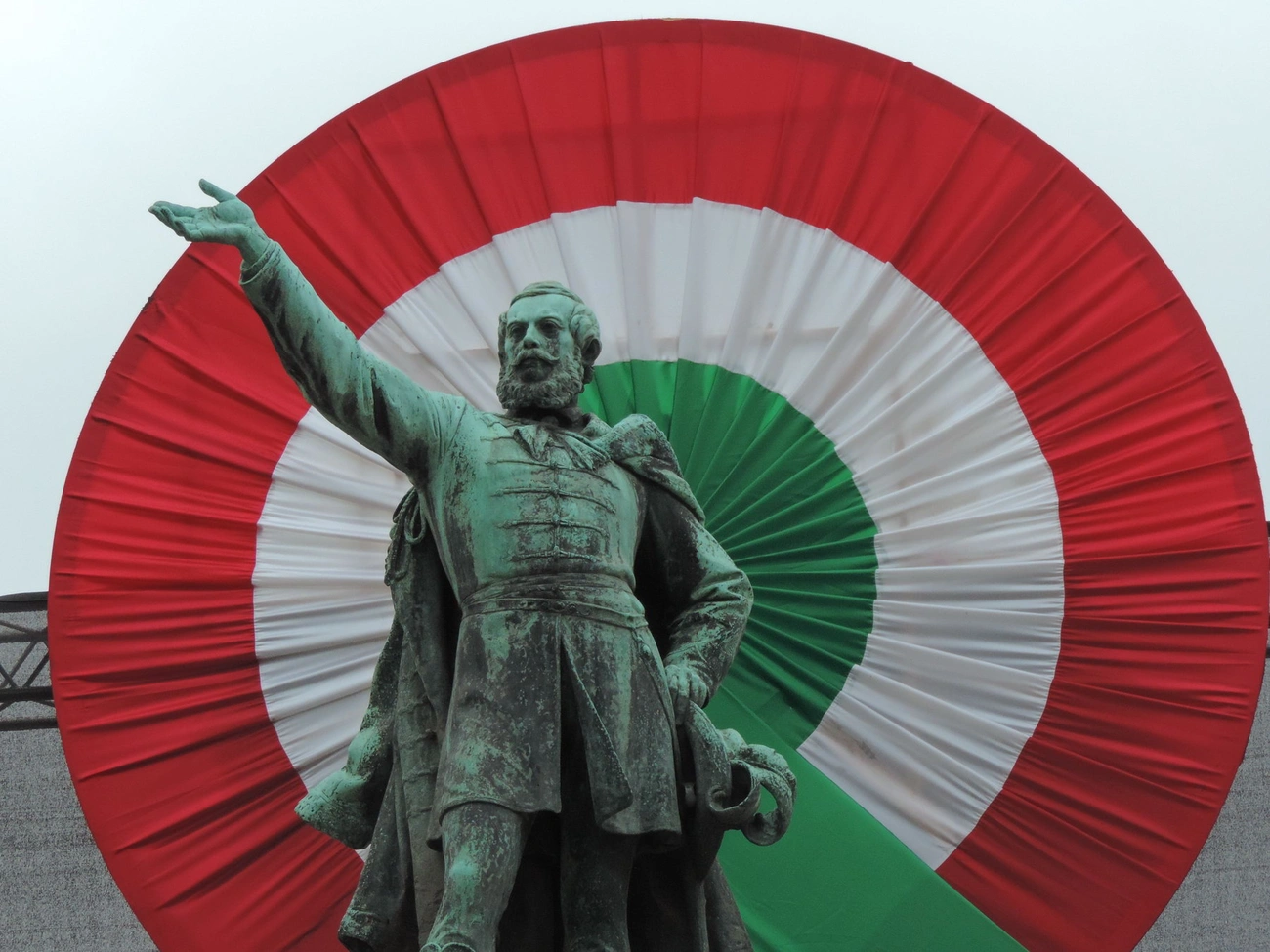 Nemzeti ünnep a Kossuth szobornál
