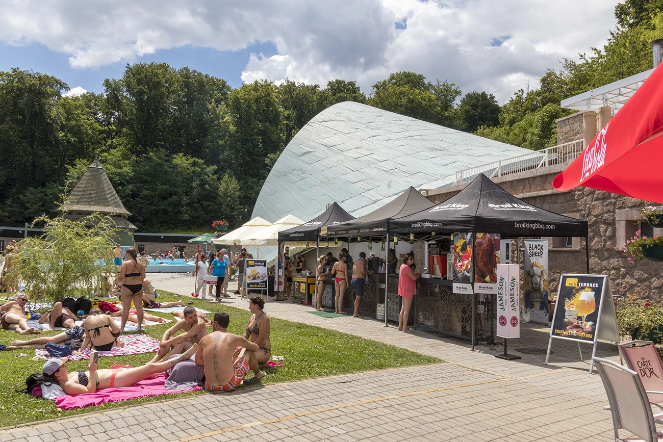 I. zipnik a Barlangfürdőben