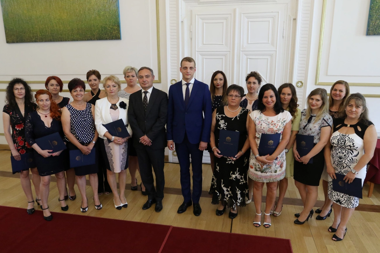 Elismerések a Köztisztviselők napján II.