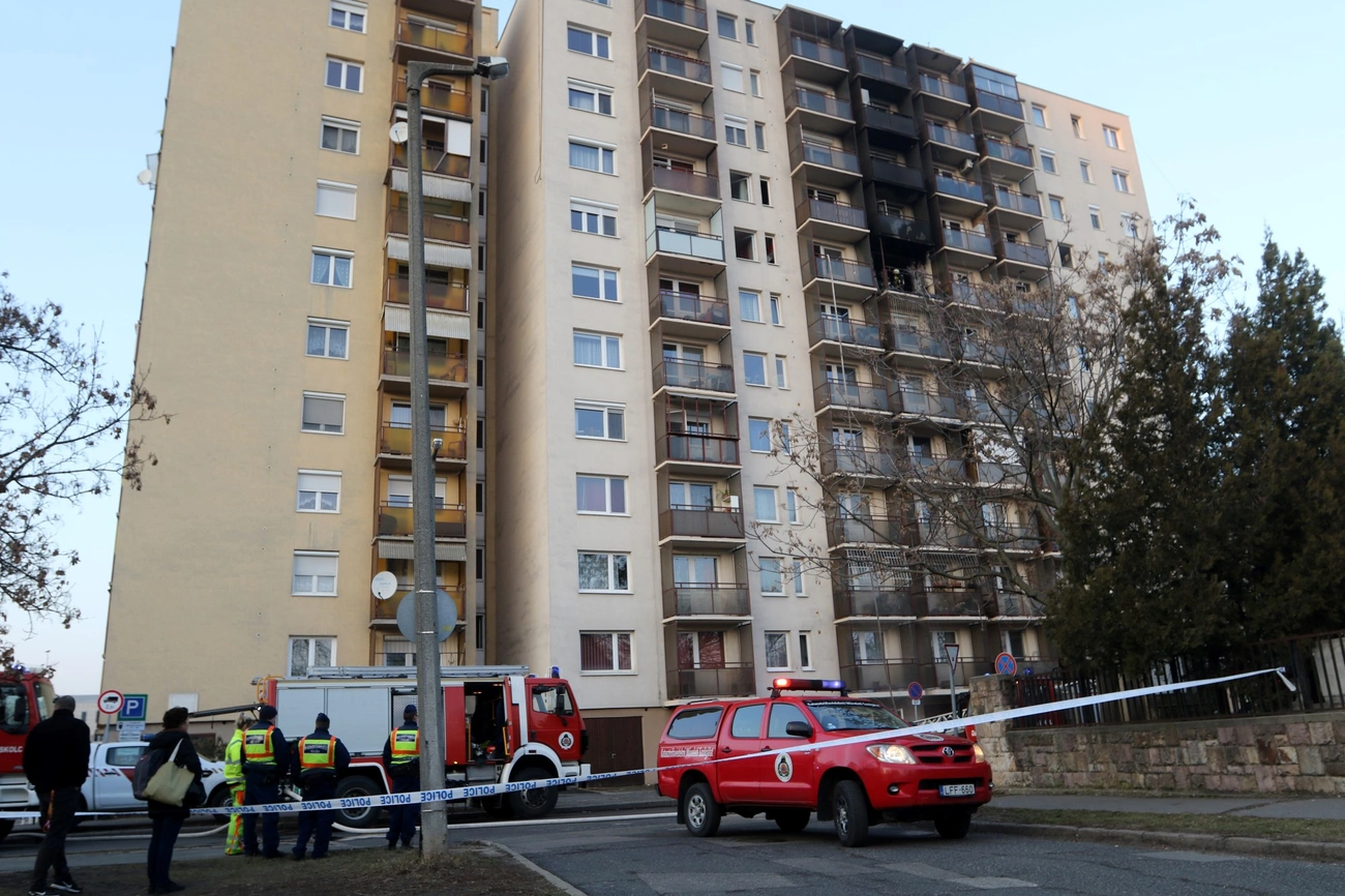 Lakástűz a Dankó Pista utcában