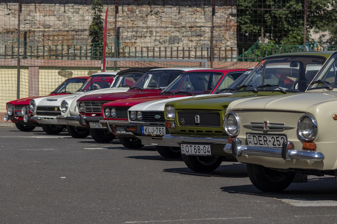 III. Diósgyőri Veteránjármű Retro Kiállítás és Vásár