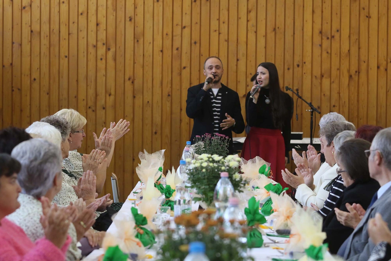 Szeretetebéd Szirmán