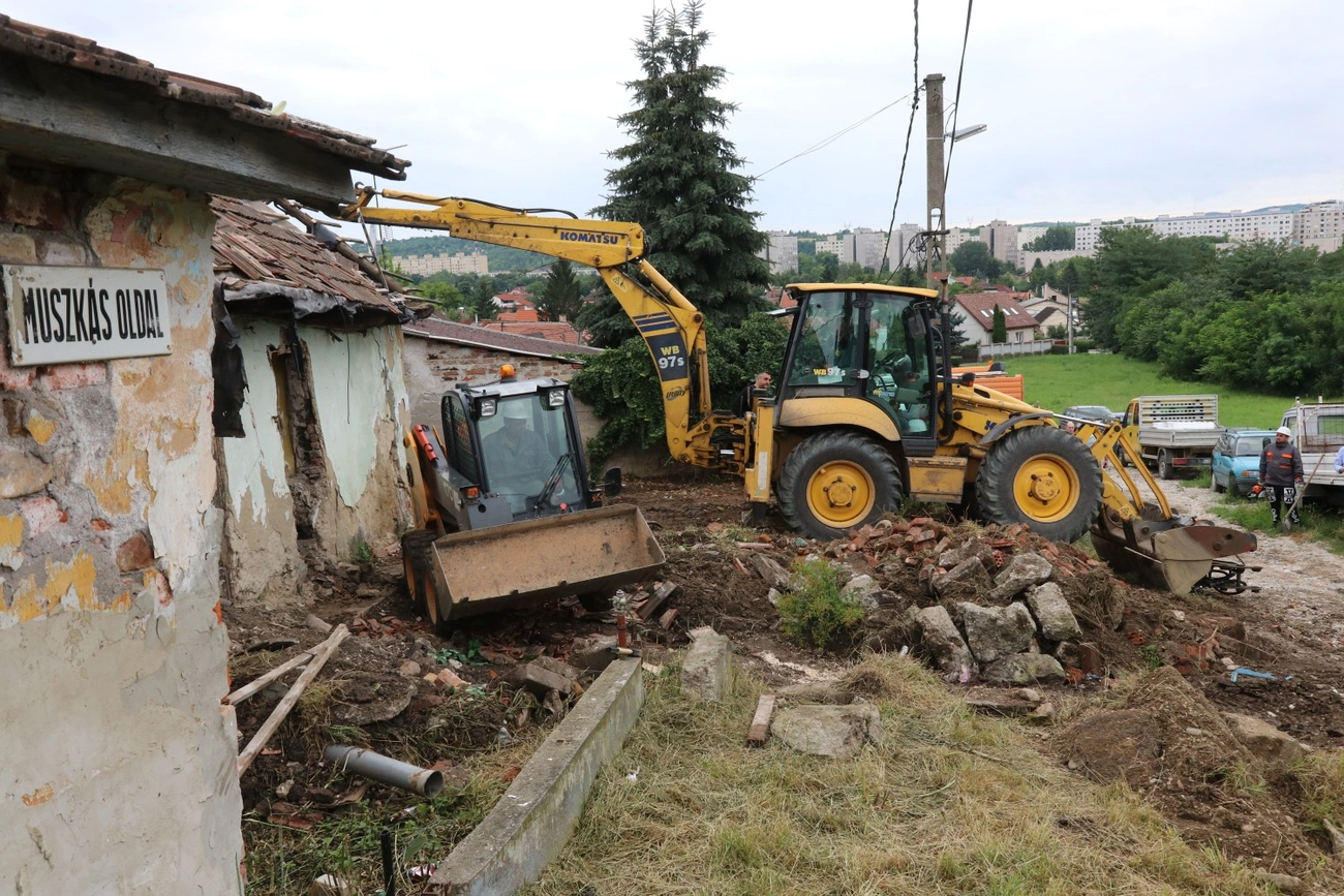 Bontás a Muszkás oldalon