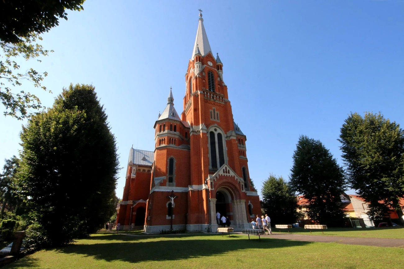 Ünnepi szentmise a Vasgyári Szent István templomban