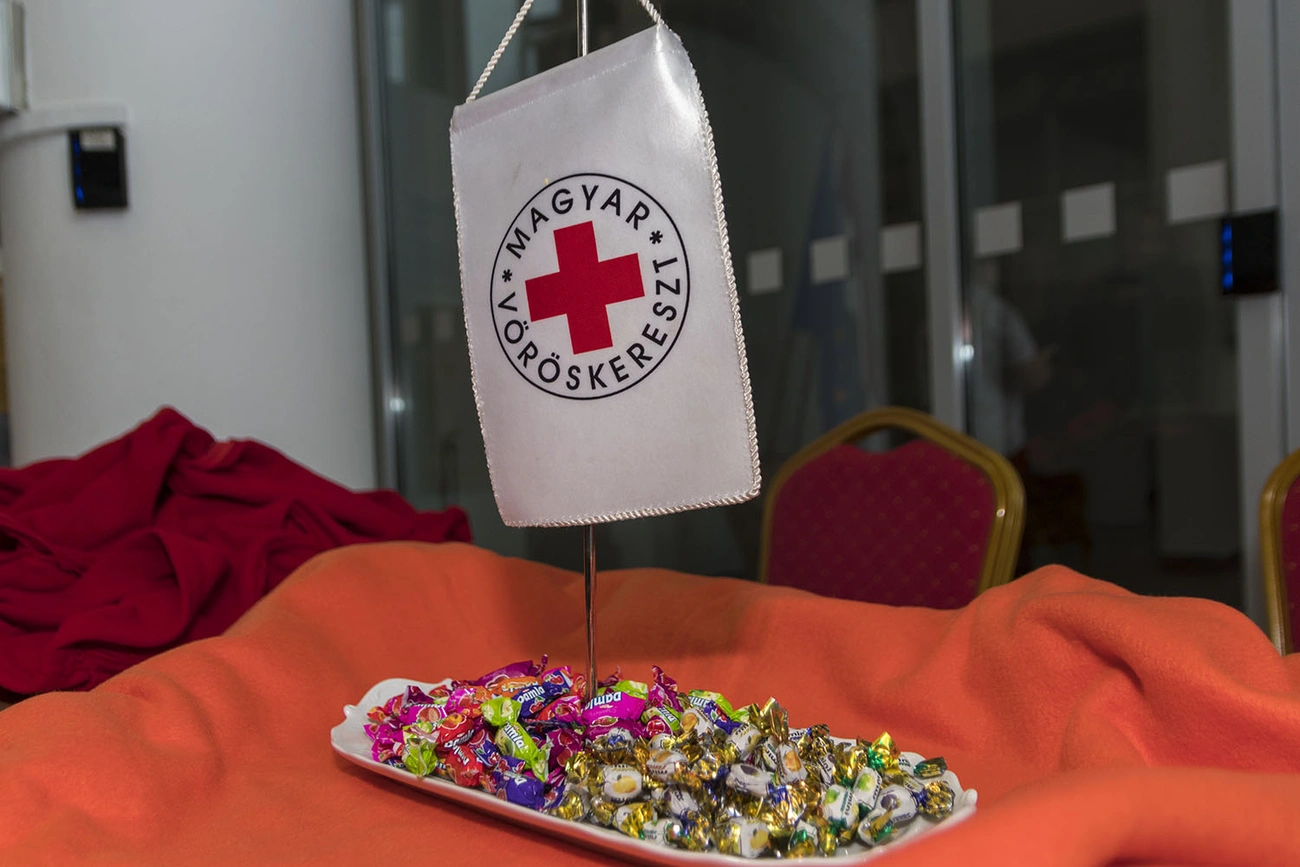 Véradás a Városháza aulájában