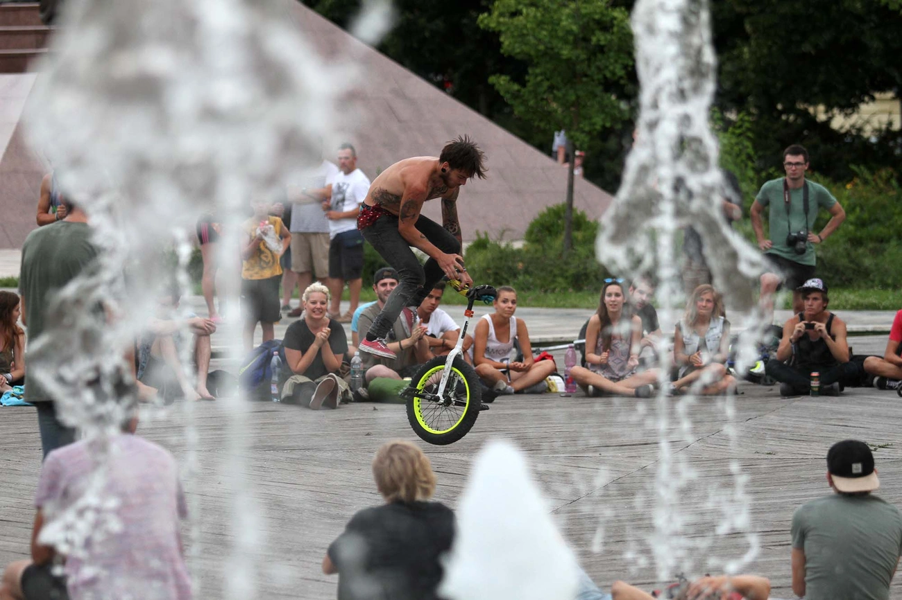 Factory - Extreme Unicycling Championship