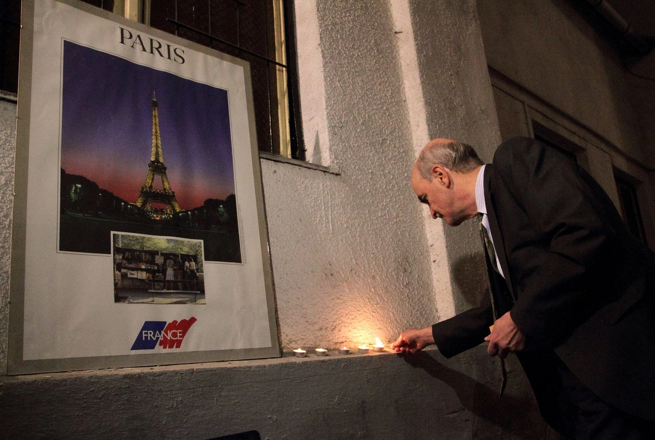 Miskolci megemlékezés a párizsi terror áldozatairól