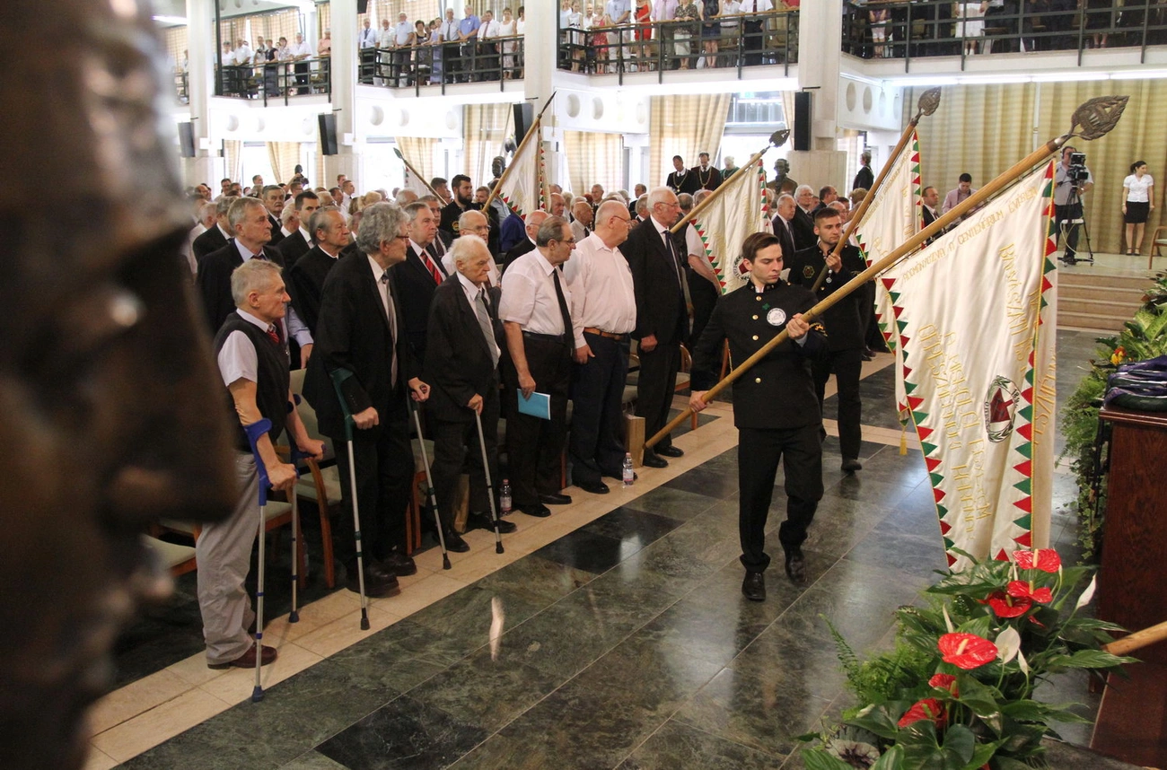 Jubileumi oklevél átadó ünnepség a Miskolci Egyetemen