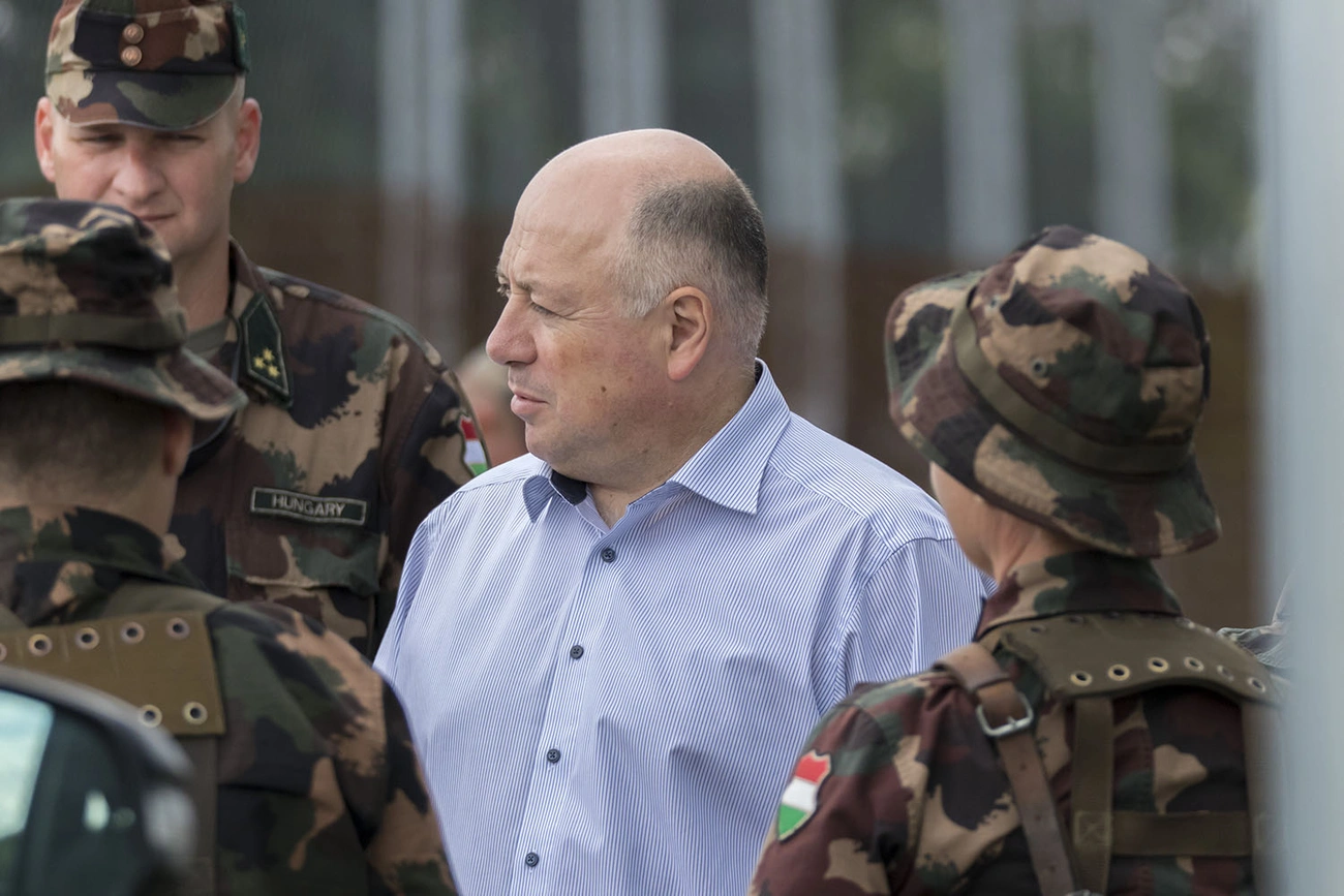 Kriza Ákos a déli határon