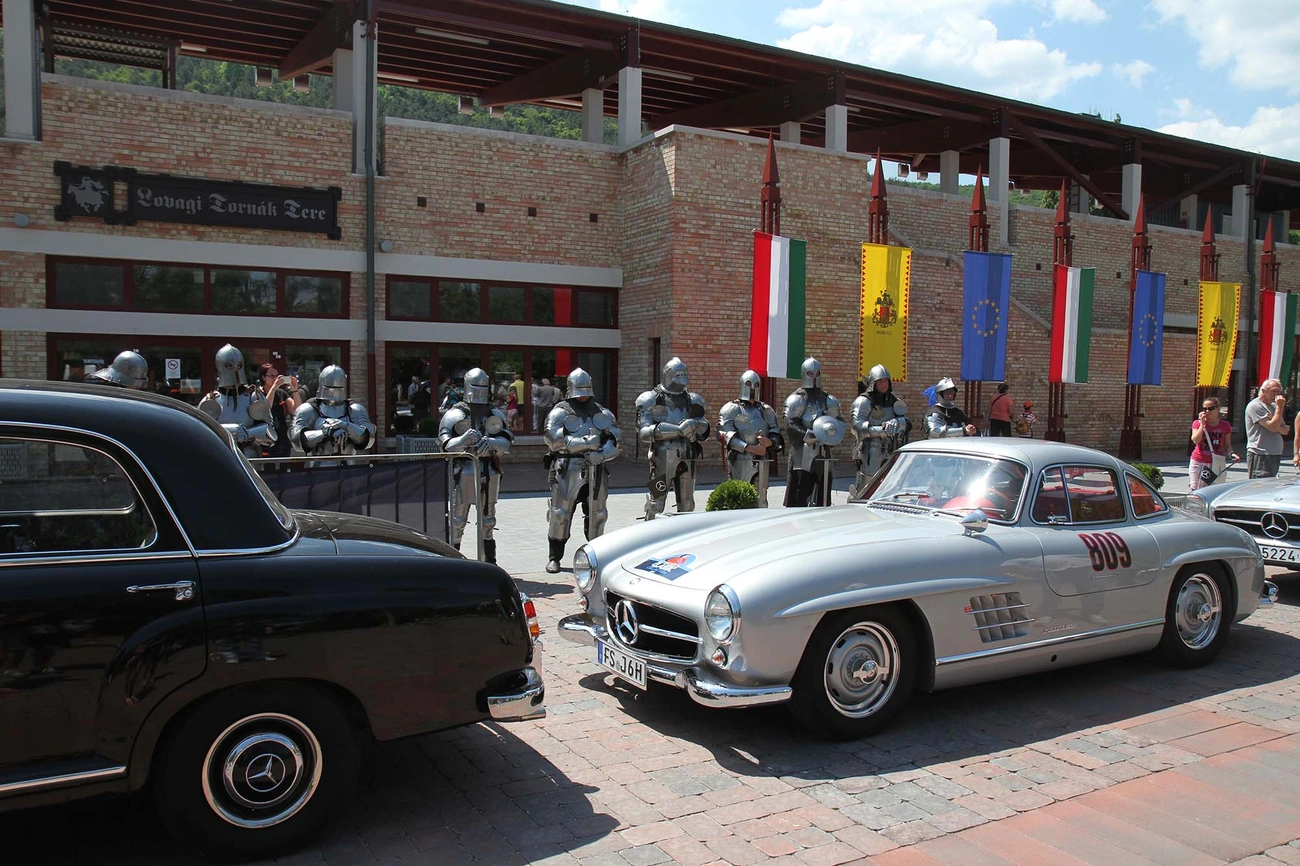  Mercedes-Benz Classic Csillagtúra - a Diósgyőri várnál