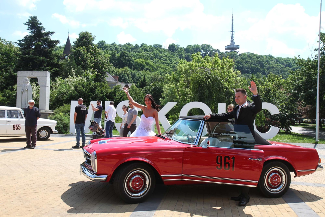Mercedes-Benz Classic Csillagtúra a Szent István téren