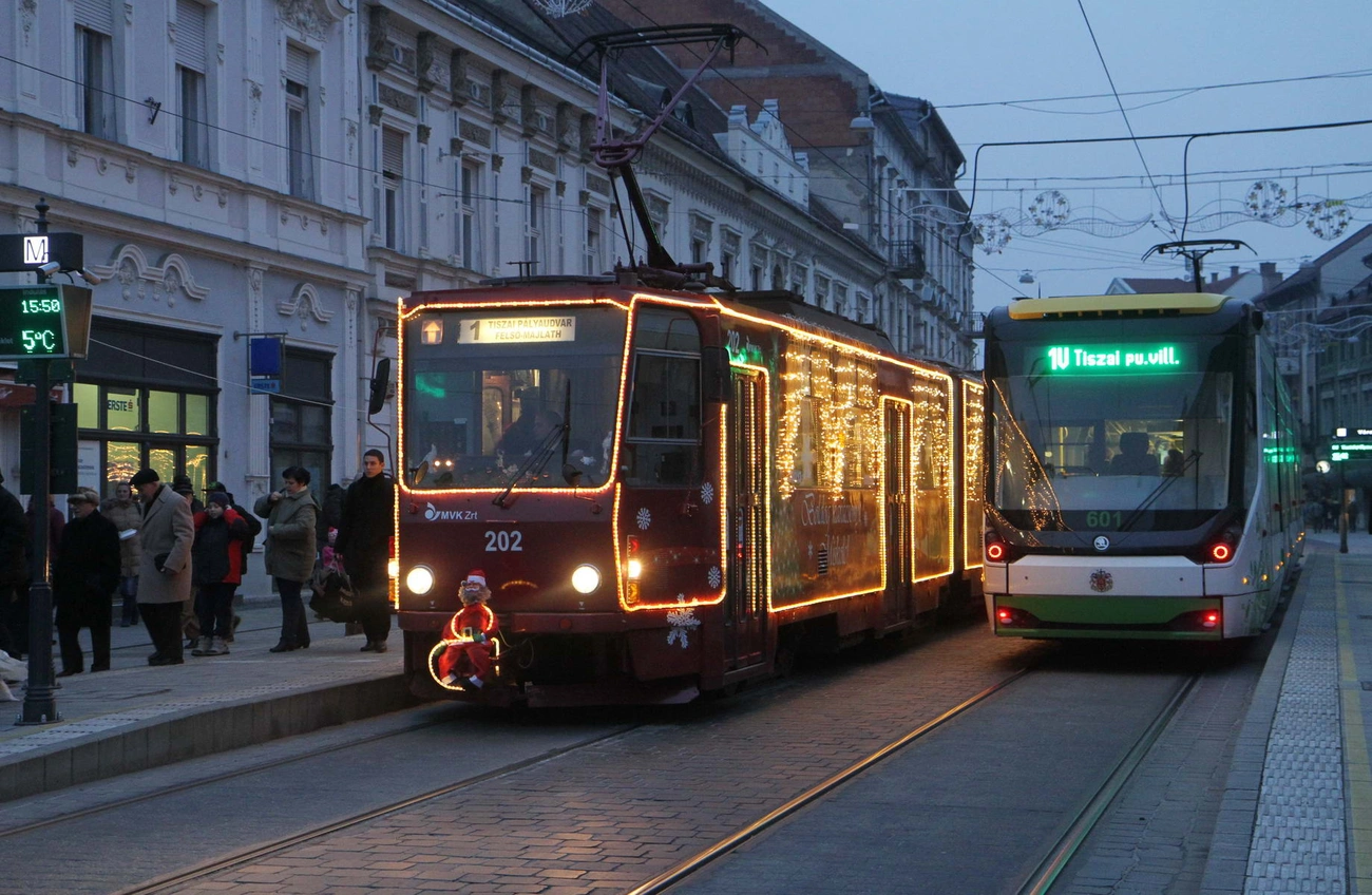Ezüstvasárnap "énekelt" az adventi villamos