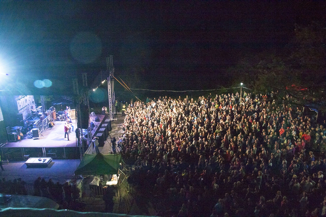 P.Mobil koncert - Borangolás