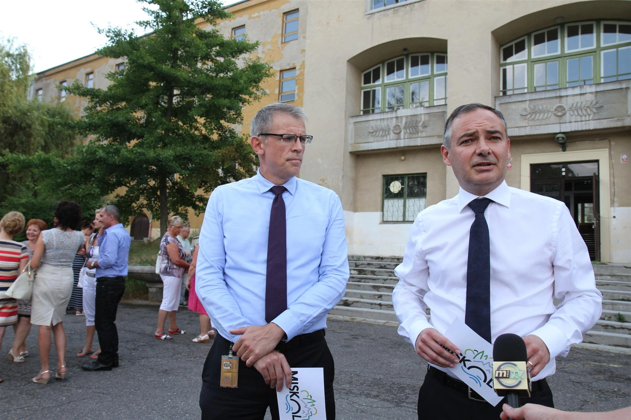 Önálló Pereces program - Fidesz-KDNP rendkívüli frakcióülés   